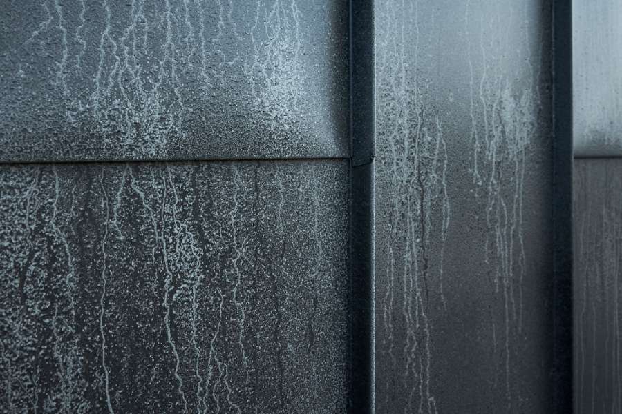 Die Spezialoberfläche verleiht der Sonderkantung ein besonderes Aussehen, Øllegårdsvej 2, DK-8260 Viby J